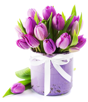 С праздником весны!